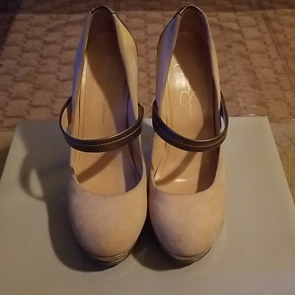Jessica Simpson Pumps